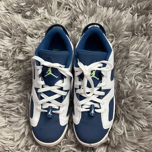 Nike Air Jordan 6 Retro “Ghost Green” Low BG size 7Y w/ box